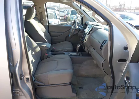 2015 Nissan Frontier Sl/Sv z USA, uszkodzony, nr VIN 1N6AD0FV5FN758047